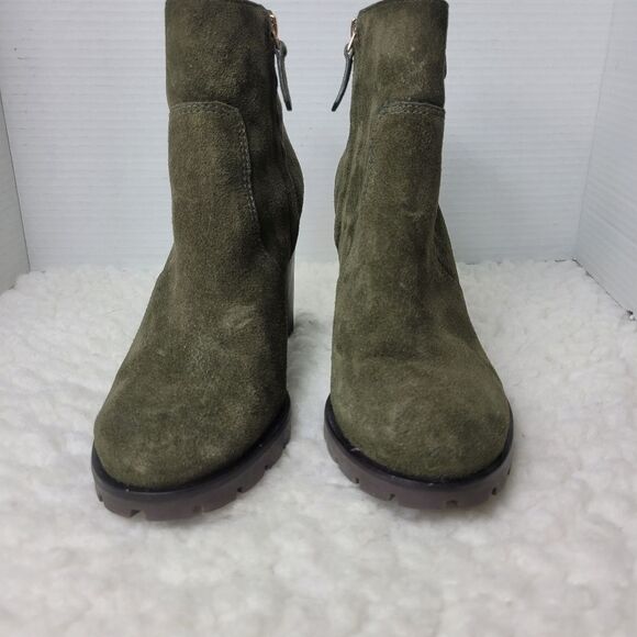 Tory Burch Sofia Women's Size 9 Boots Lug Sole Bootie Green Suede Shoes - Picture 2 of 10